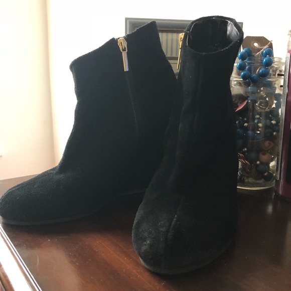 Black Victoria’s Secret Wedge Booty - Picture 4 of 4